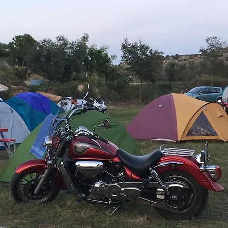Acampada El Tunel Parque de Campismo Alcañiz