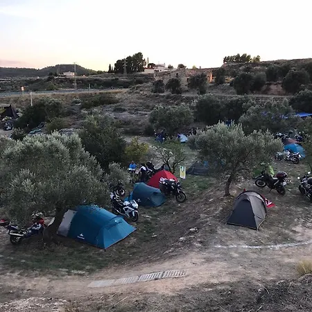 Parque de Campismo Acampada El Tunel *